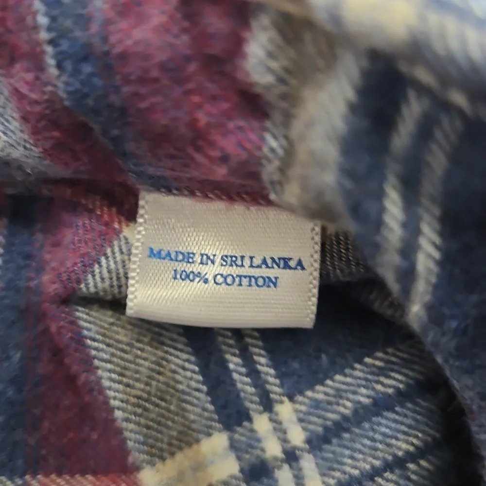 Southern Tide, Classic Fit Button Front, long sleeve shirt, size large - Picture 9 of 10